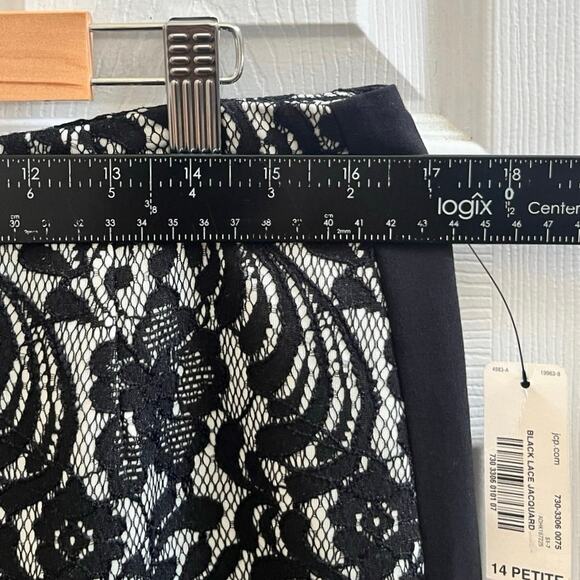 Vintage Worthington Black Lace Jacquard Fully Lined Skirt Petite Size 14 - Picture 7 of 11